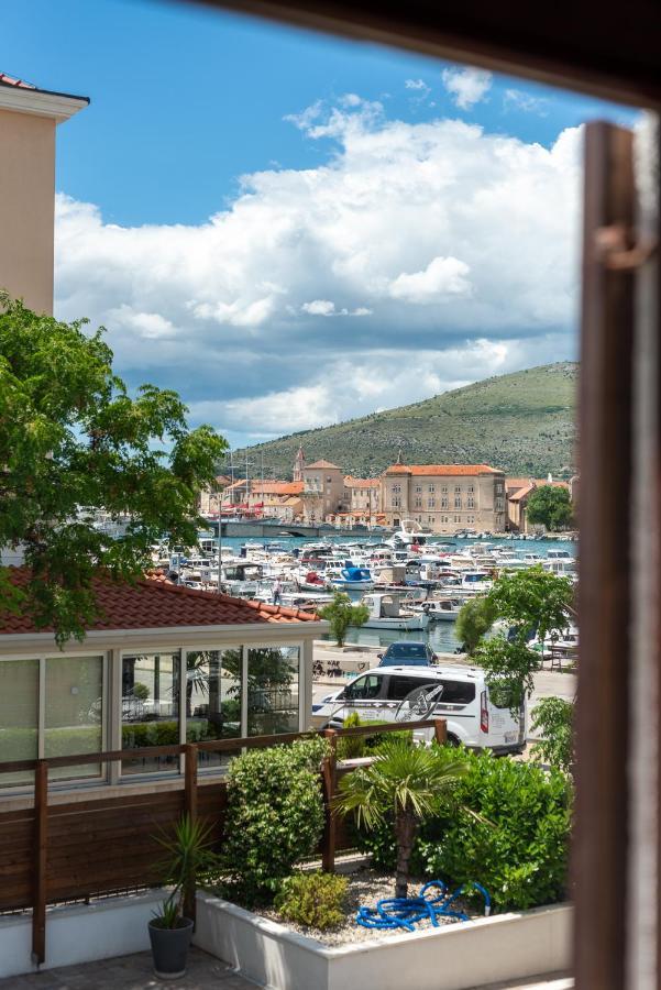 Apartments Bozan Trogir Exterior foto
