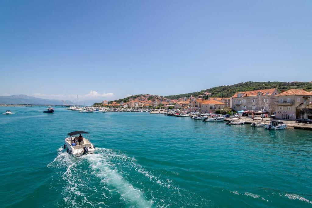 Apartments Bozan Trogir Exterior foto
