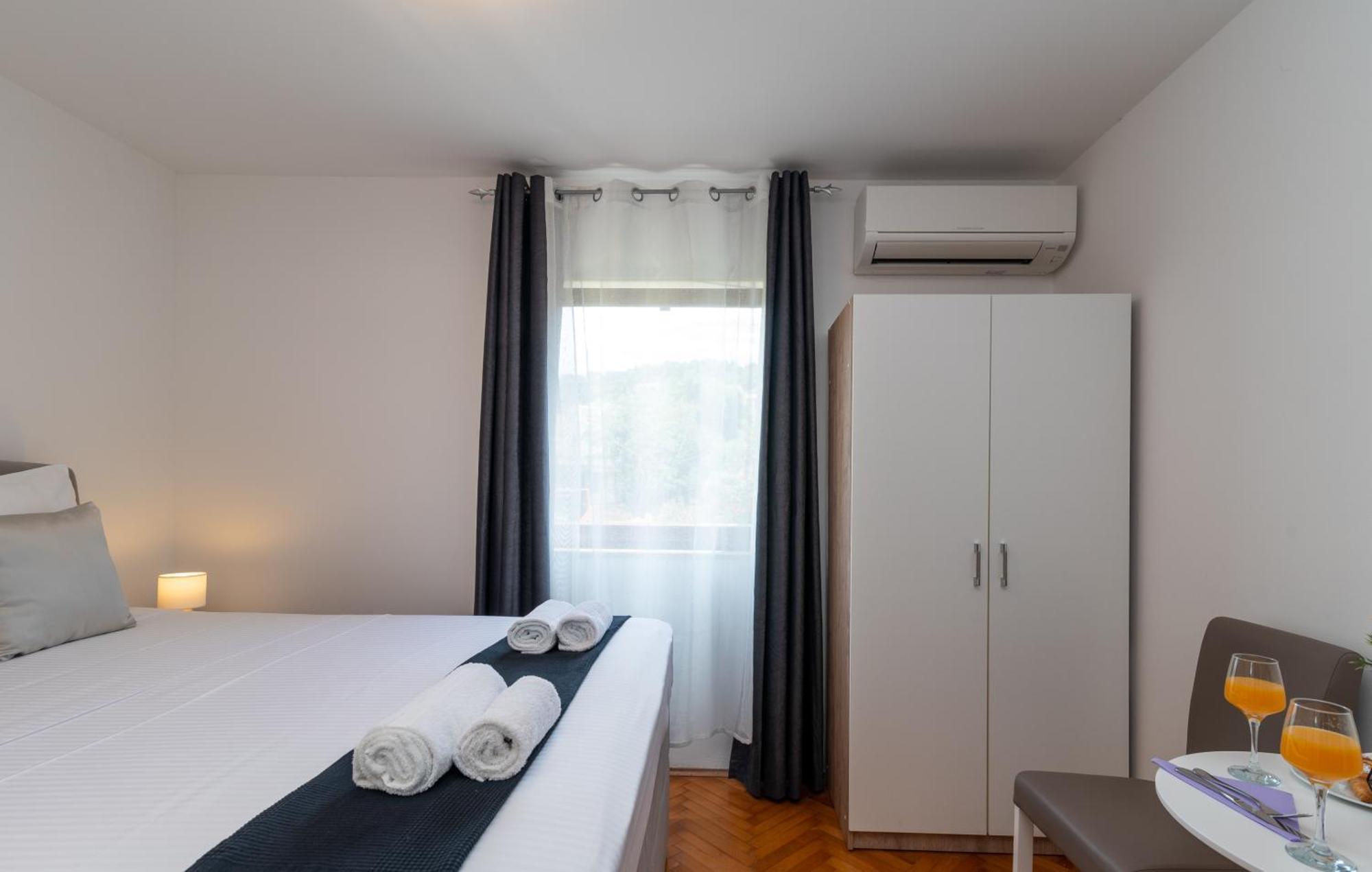 Apartments Bozan Trogir Habitación foto